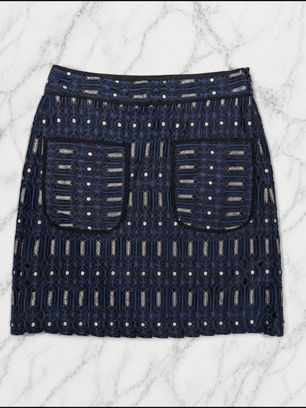 LOFT Navy Blue Embroidered Mini Skirt Geometric Lace Overlay Size 0